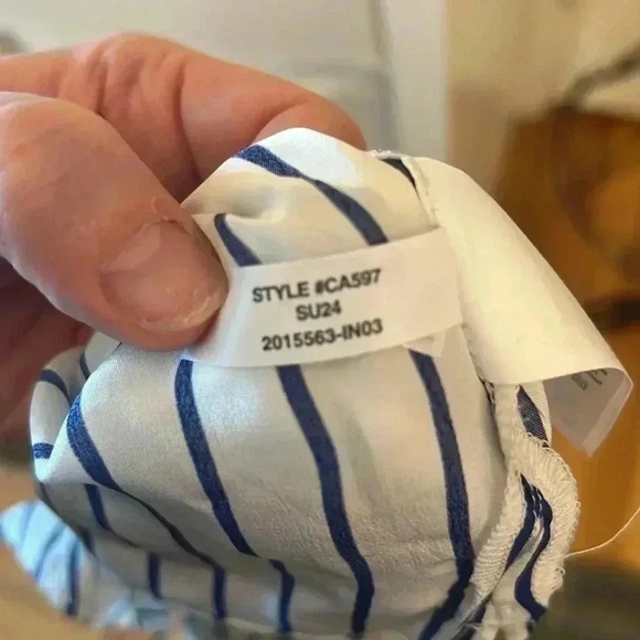 J Crew Sheer popover top in crepe de chine-Sz 2 - Picture 6 of 6